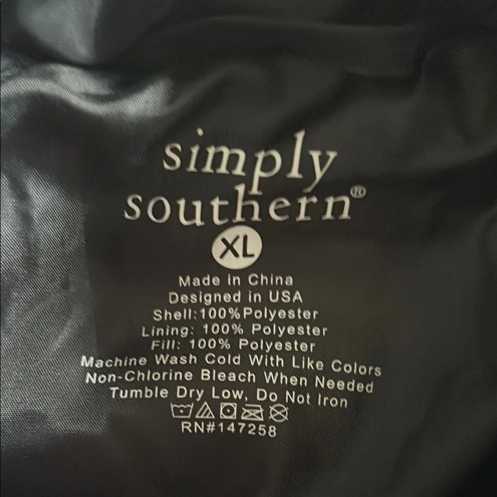 Simply Southern Black Quilted Jacket | Women’s Size XL | Zip-Up Lightweight Coat - Picture 3 of 10